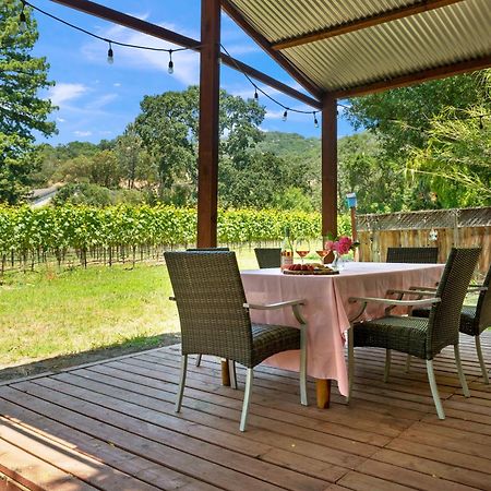 The Gables Wine Country Inn サンタローザ エクステリア 写真