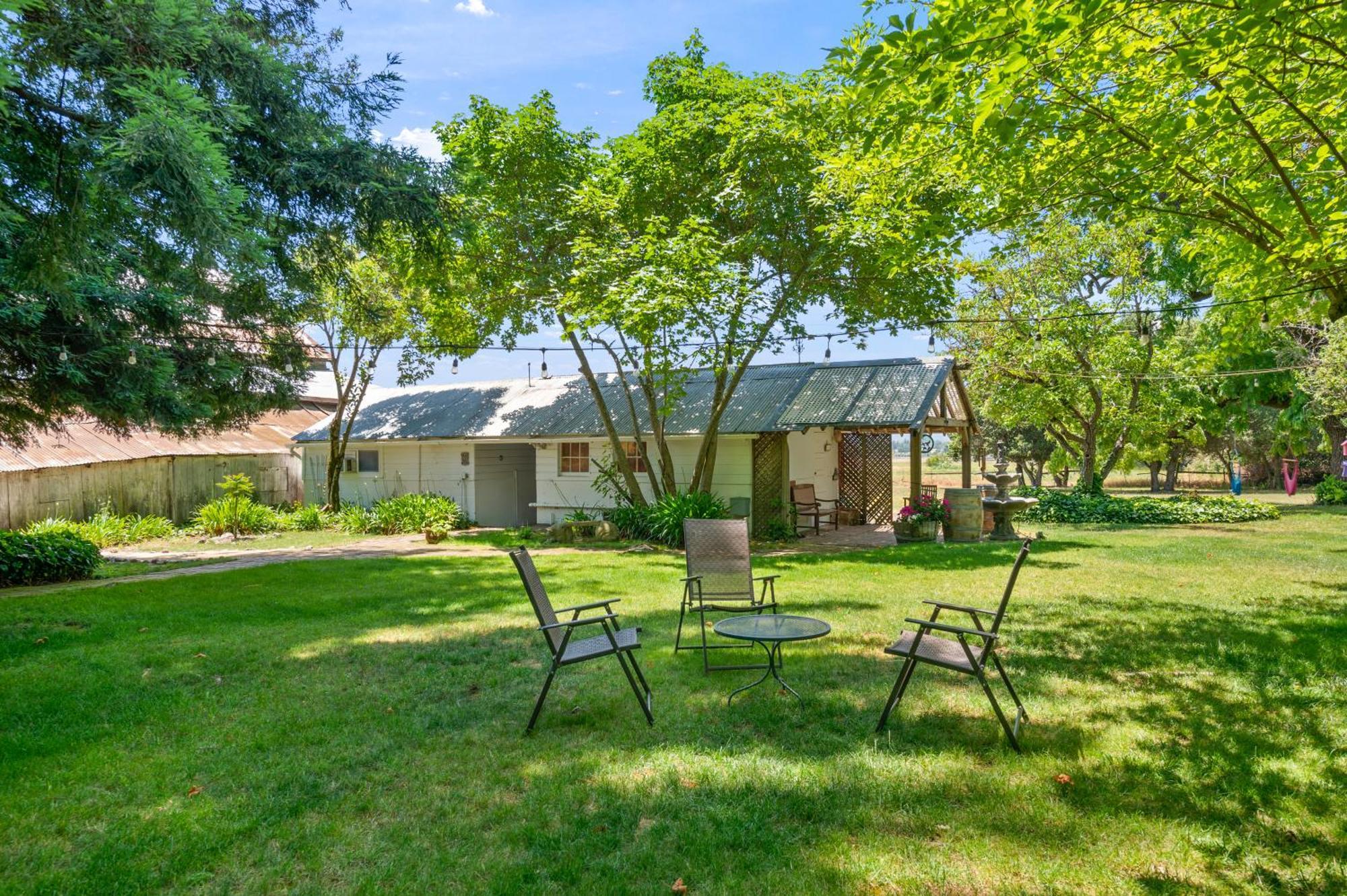 The Gables Wine Country Inn サンタローザ エクステリア 写真